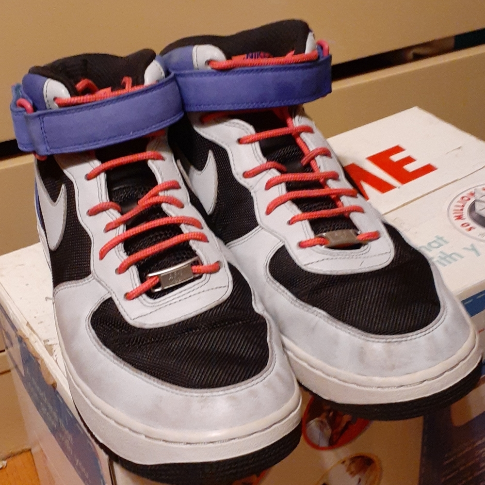 2007 Nike air force 1 mid premium baltoro